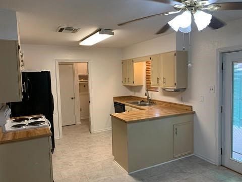 4th image of 9010 Glen Meadow Ln