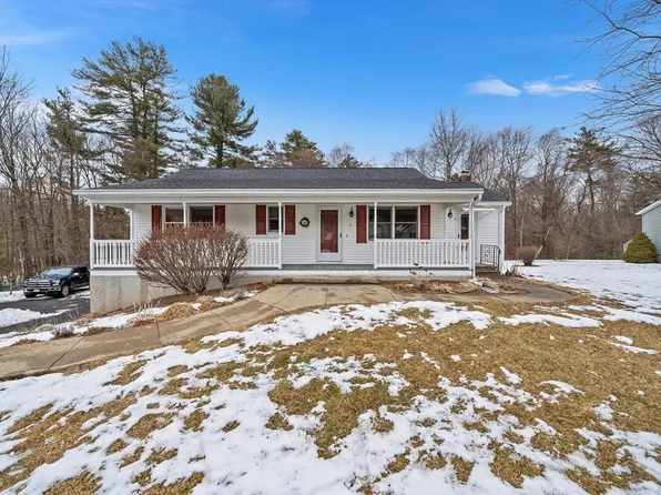 11 Goodnow Cir Unit 11, Northborough, MA 01532