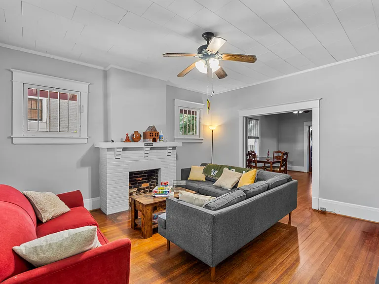15 Springdale Ct — Photo 3
