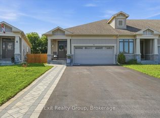 91 Mountain Ash Dr, Belleville, ON K8N 0E3