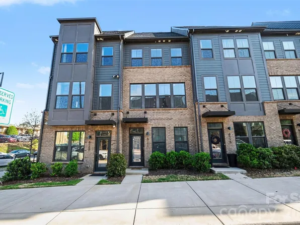 6111 Station Crossing Ave, Charlotte, NC 28217