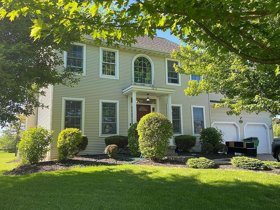 1st image of 4252 Foxwood Ln