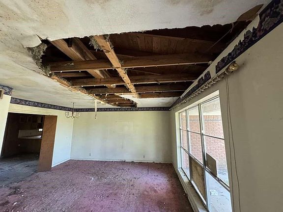 2nd image of 1716 S Robison Rd