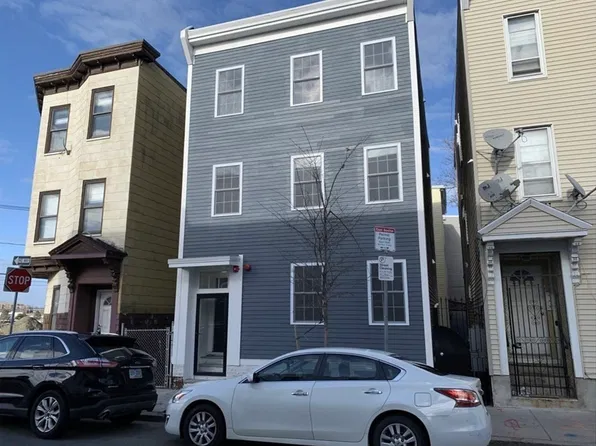 6 Shelby St Floor 1, Boston, MA 02128