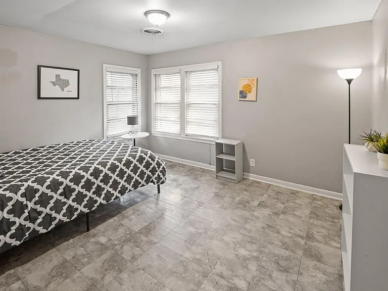 6208 Walnut Hills Dr — Photo 11