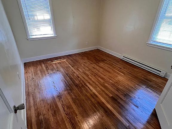 3rd image of 1508 Silver Ave
