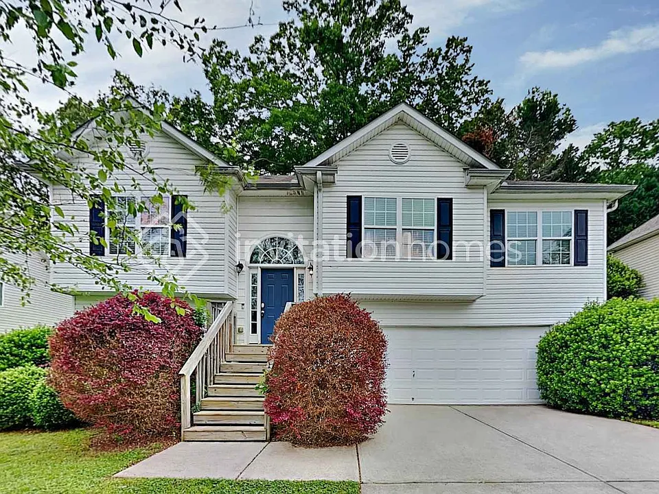 104 Victory Commons Dr