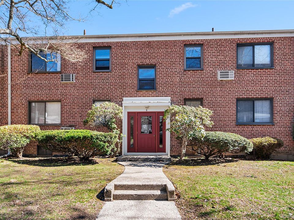 1st image of 8 Lawrence Drive #C