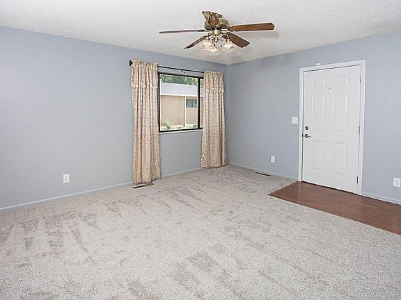 5th image of 2214 Golden Blvd