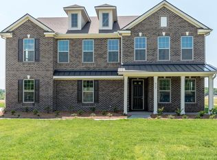 413 Alucio Ct, Matthews, NC 28104