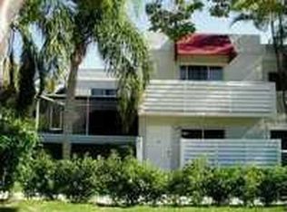 517 NW 98th Ave, Plantation, FL 33324