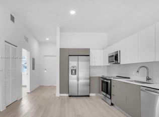 110 N Foster Rd #109B, Hallandale, FL 33009