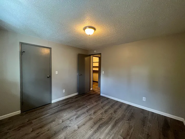 621 NE 162nd Ave #1-22 — Photo 4