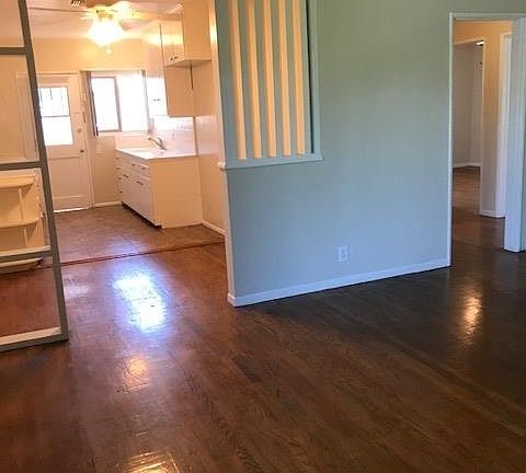 2nd image of 4837 Clybourn Ave #5