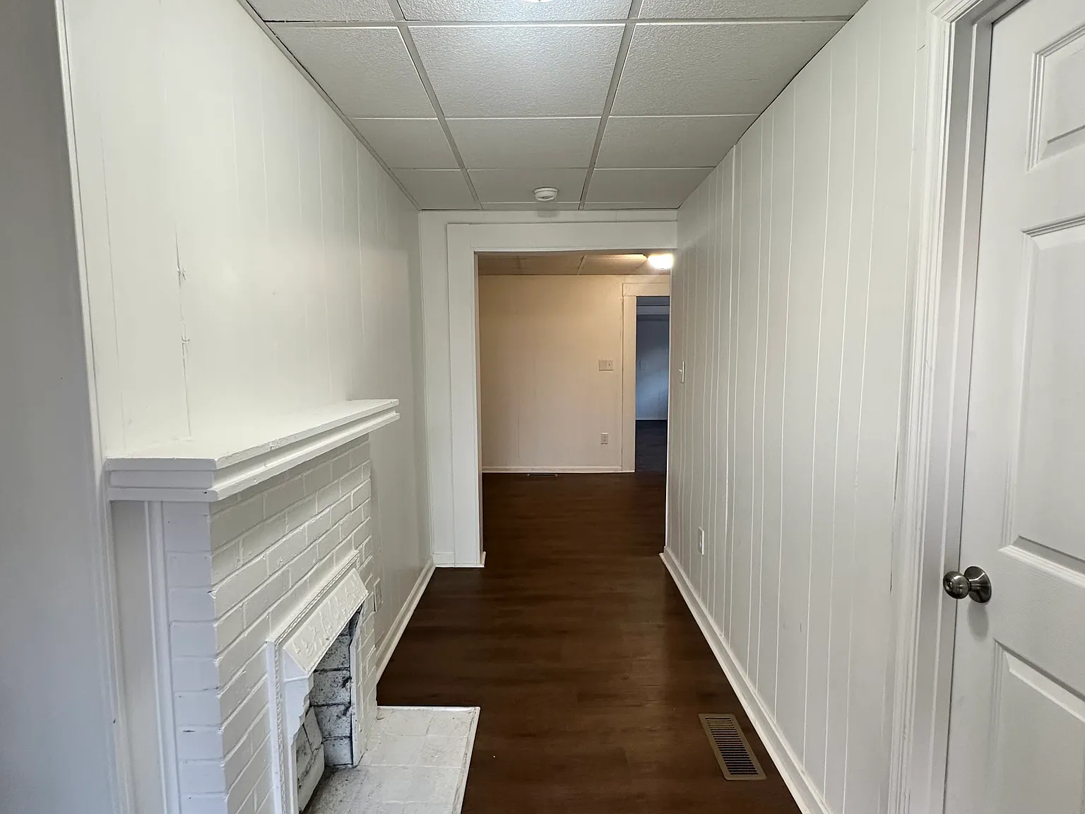 3 bed, 1034 sqft, $1,000 — Photo 2