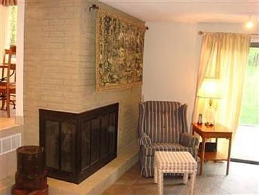 3rd image of 3419 Lawton Ln