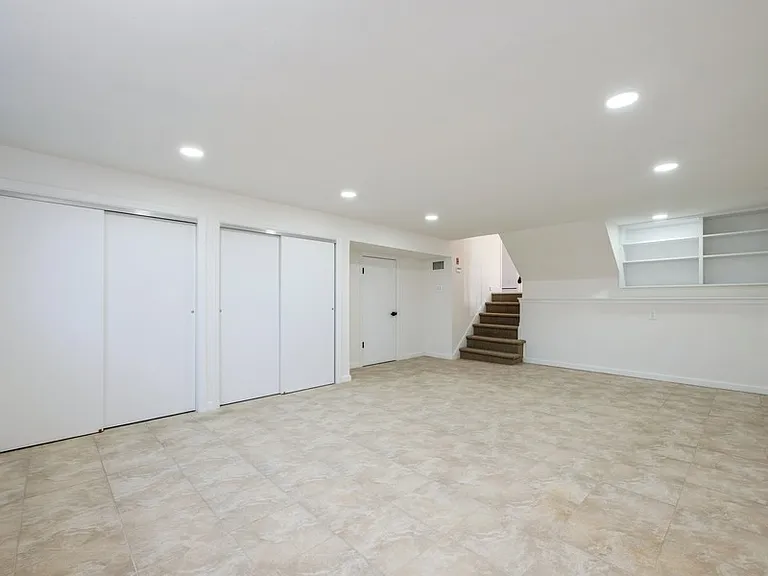 482 Harbor Dr — Photo 22