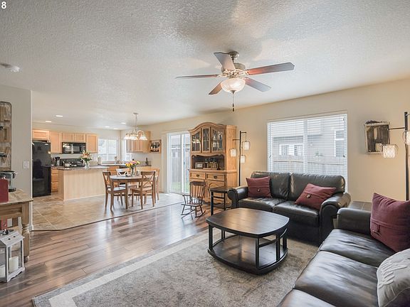 5th image of 8019 NE 142nd Ave