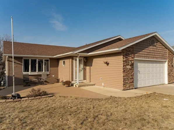 937 Byron Ave N, Byron, MN 55920