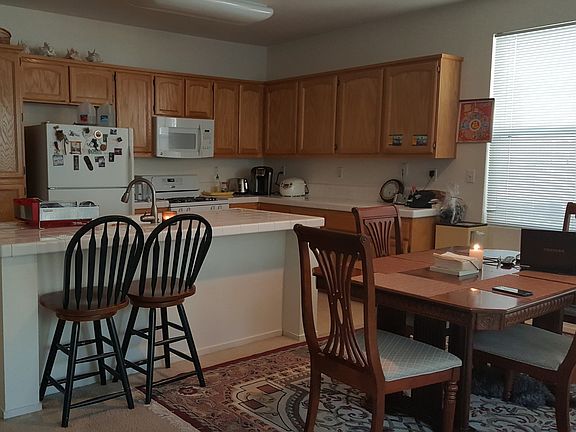 3rd image of 5690 Lawler St