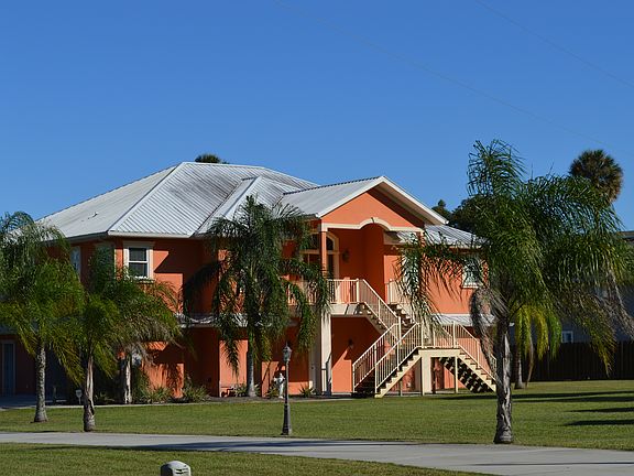 4th image of 104 Tiffany Ct