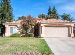 1432 E Parkview Ct, Visalia, CA 93292