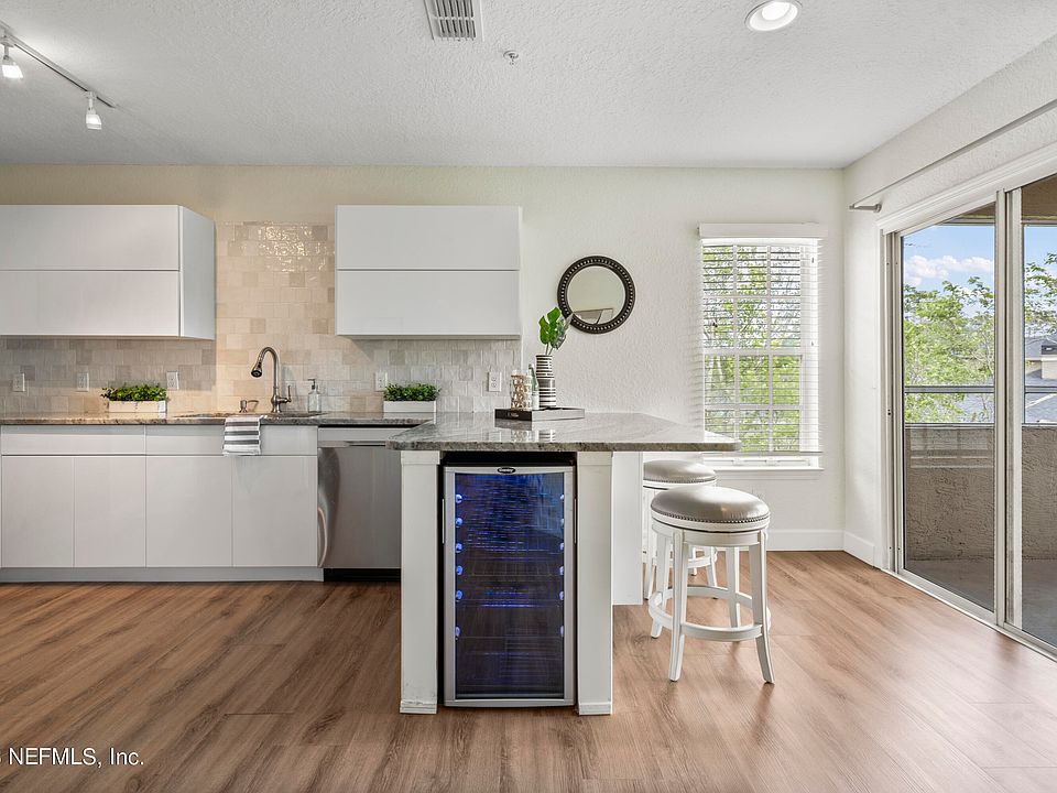 1st image of 1701 The Greens Way APT 531