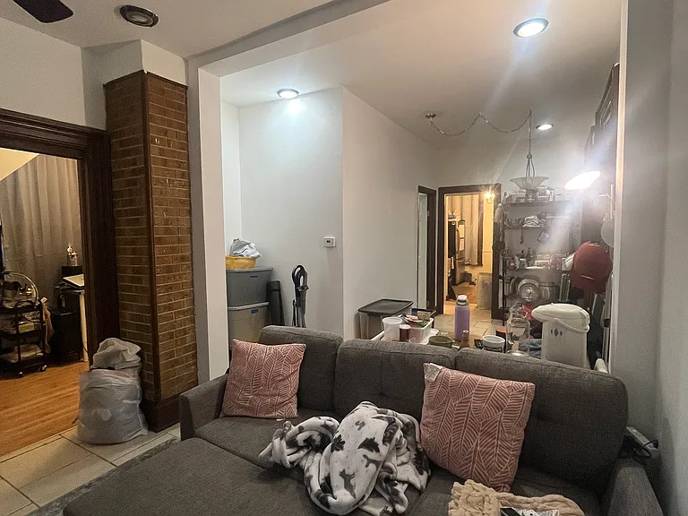 1619 S Loomis St #2 — Photo 9