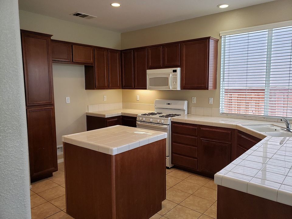 1st image of 29478 Grande Vista Ave