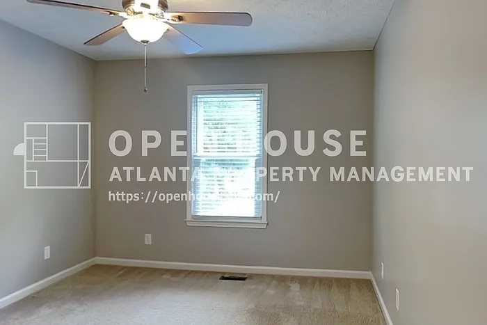600 Glendale Forest Dr — Photo 13