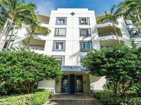 1401 Bay Rd
