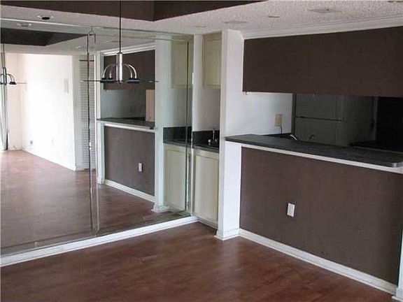 INTERIOR LIVING SPACE