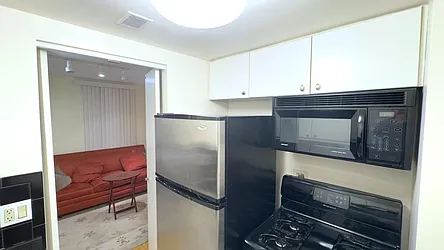 Rented by Barlavi Inc.
