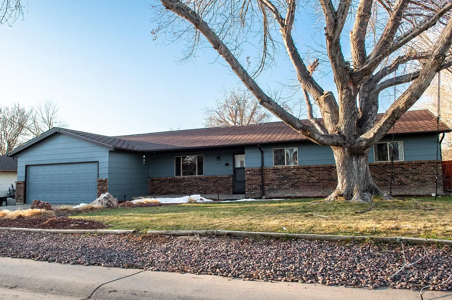 3 bed, 1496 sqft, $1,800 — Photo 1