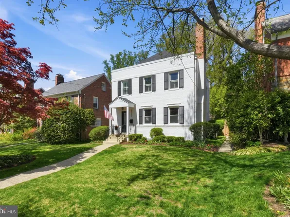 3327 Legation St NW, Washington, DC 20015