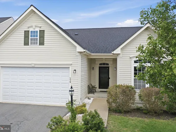 229 Stephens Run St, Stephens City, VA 22655