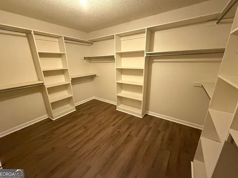 105 Mockingbird Dr — Photo 34