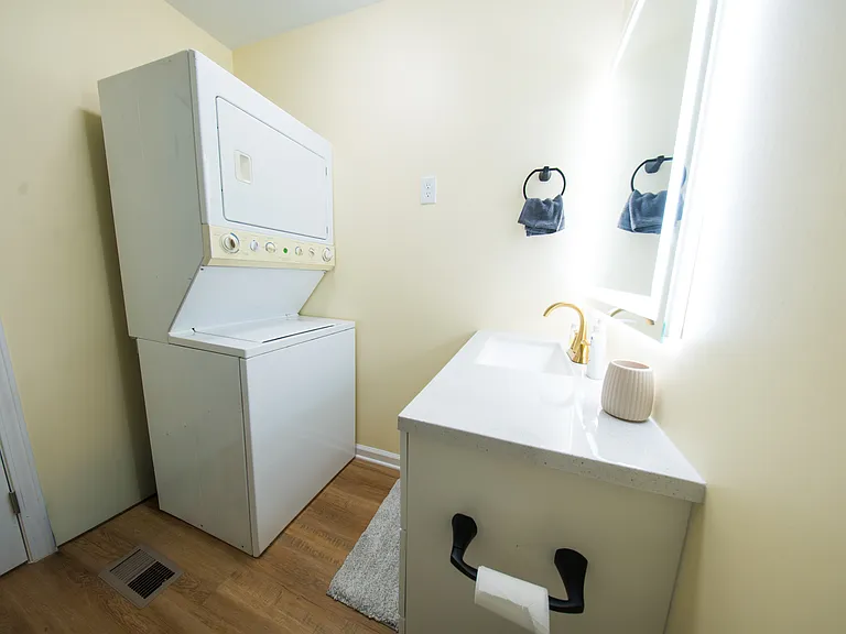 245 Miller Reed Ave SE — Photo 12