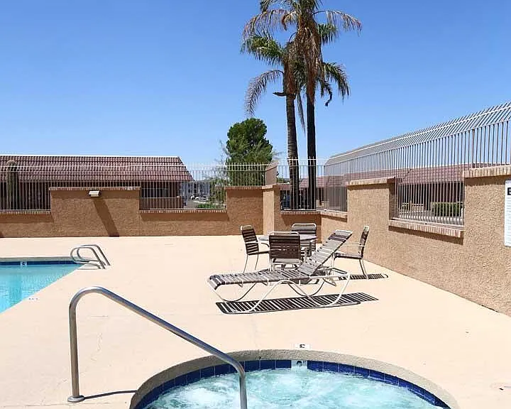 522 W Blackhawk Dr #4 — Photo 37
