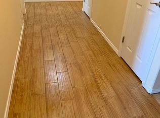 1305 Alicia Ln, Roswell, NM 88201