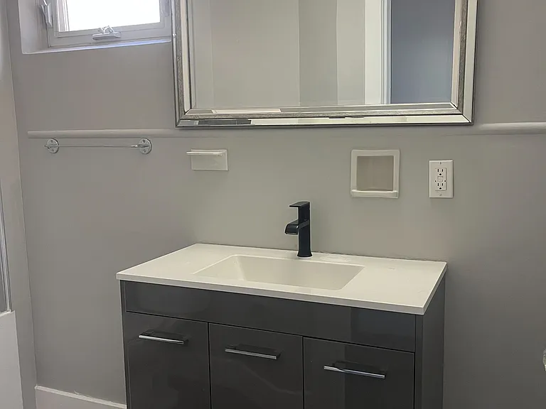 106 1st Ave S #2 — Photo 9