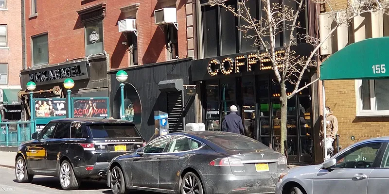 Rented by Douglas Elliman | media 1