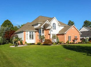 7144 Pendale Cir, North Tonawanda, NY 14120