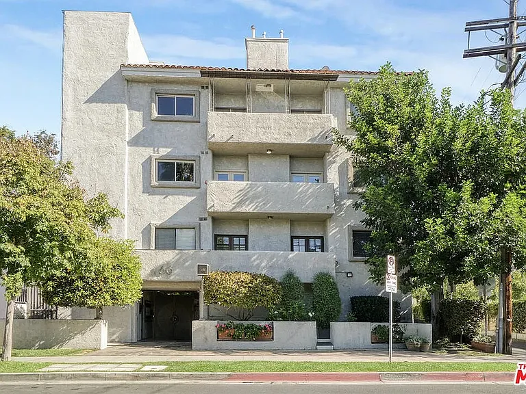 166 S Hayworth Ave #201 — Photo 25