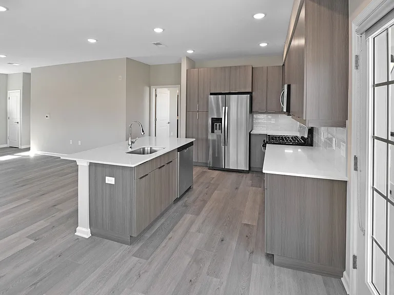 The Villas at Glenwood — Photo 7