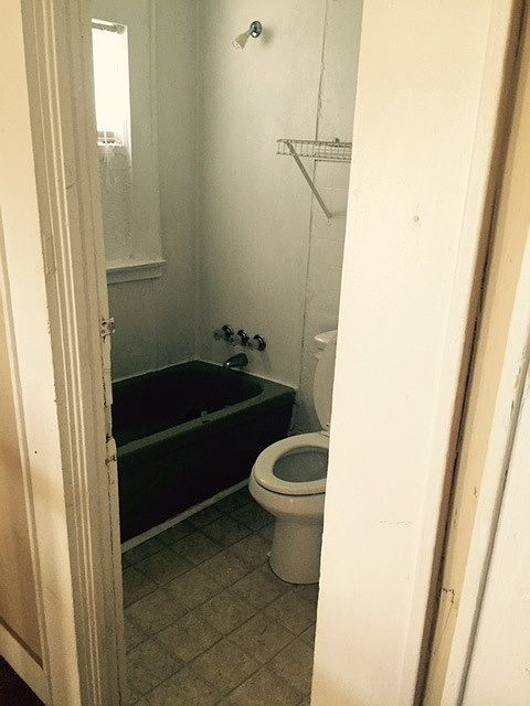 2nd image of 1602 Grace St #Loft