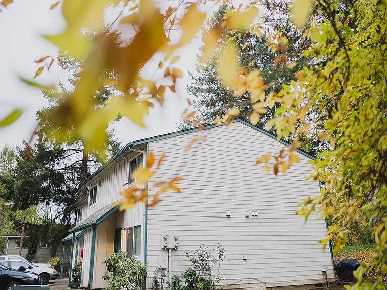 Park Townhomes — Photo 12