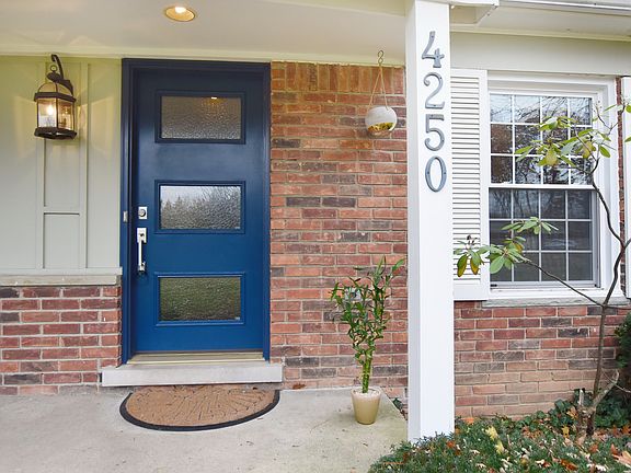 4th image of 4250 W Newland Dr