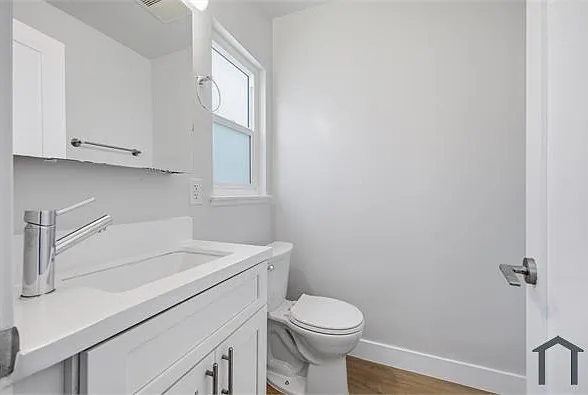 5036 Coliseum St #4 — Photo 14