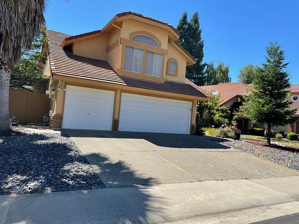 1st image of 227 Silberhorn Dr